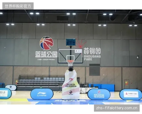 即时零售”网络延伸至CBA场馆，宣告了“场内体验、场外购”一体化消费模式的开启